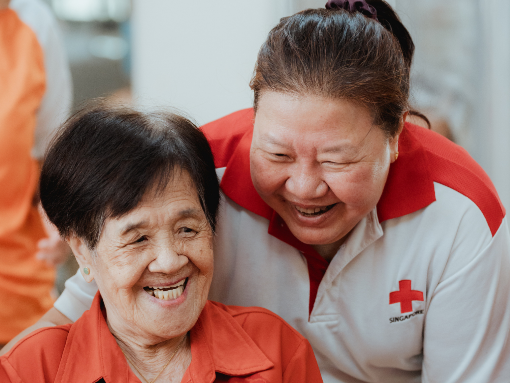 900 seniors supported