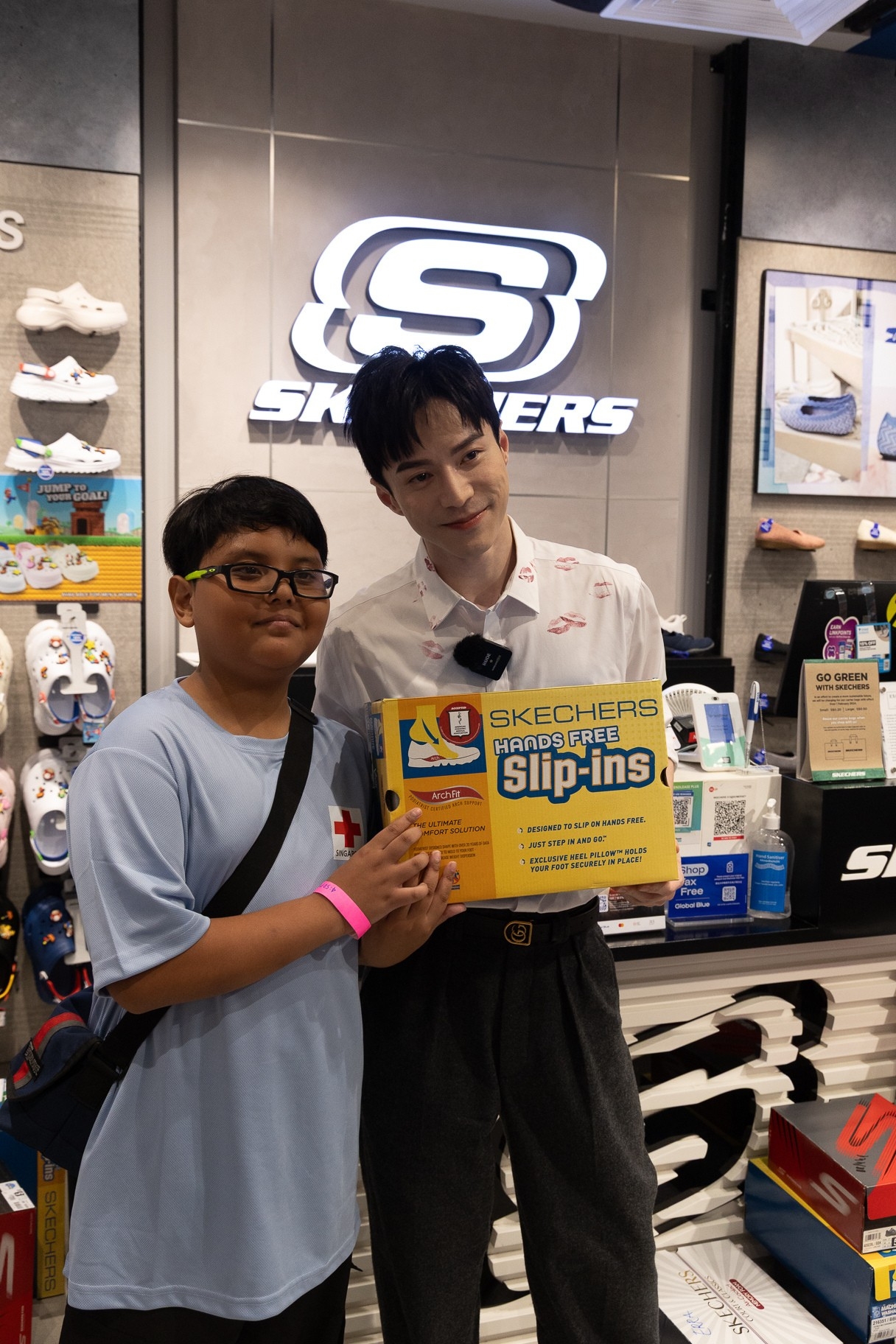 Singapore Red Cross Young Hearts 60 Lights Fundraiser Lawrence Wong 1