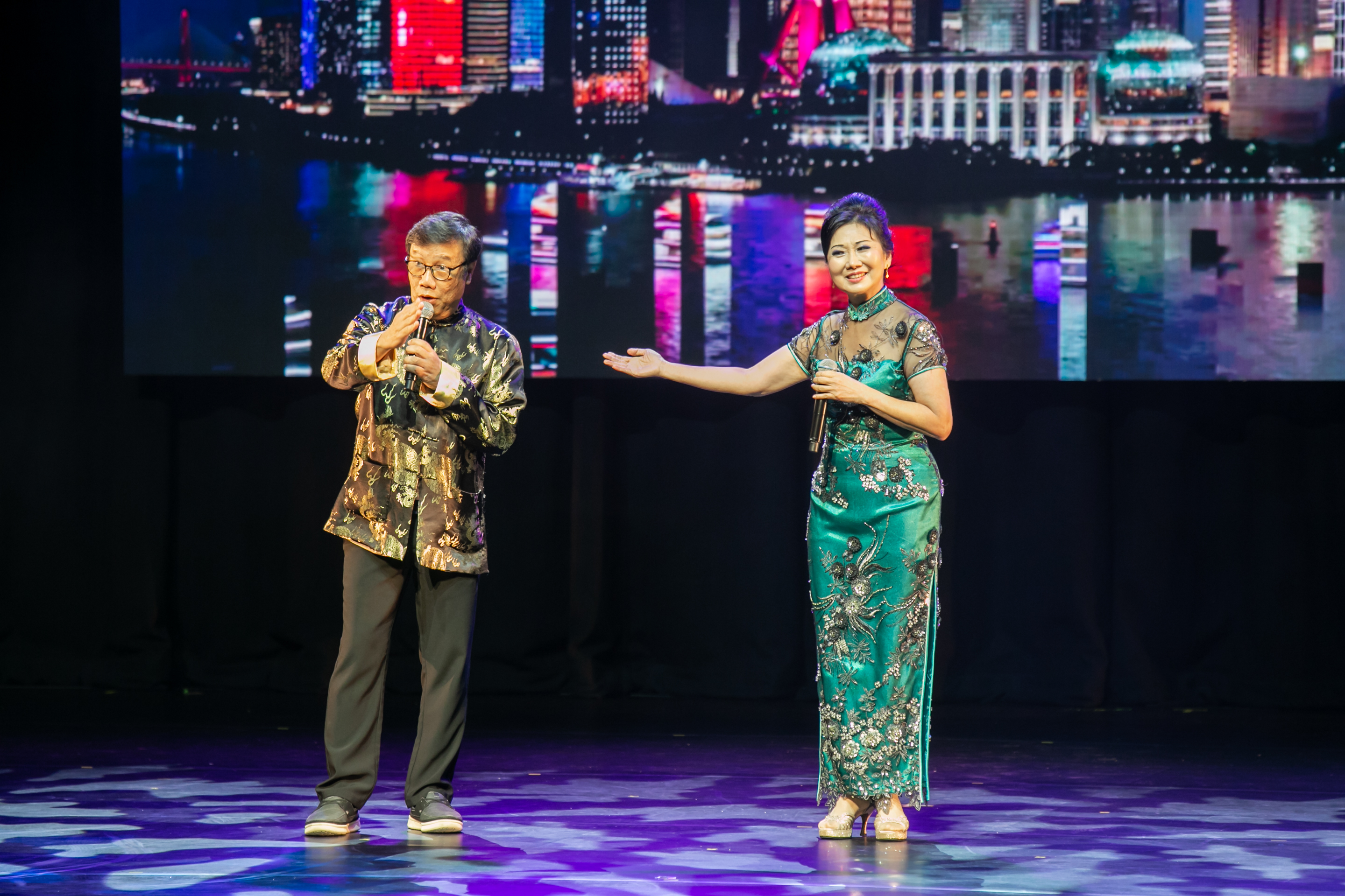 95.8FM DJ Yeow Seng Yong and Terene Seow at Singapore Red Cross Charity Concert 2022